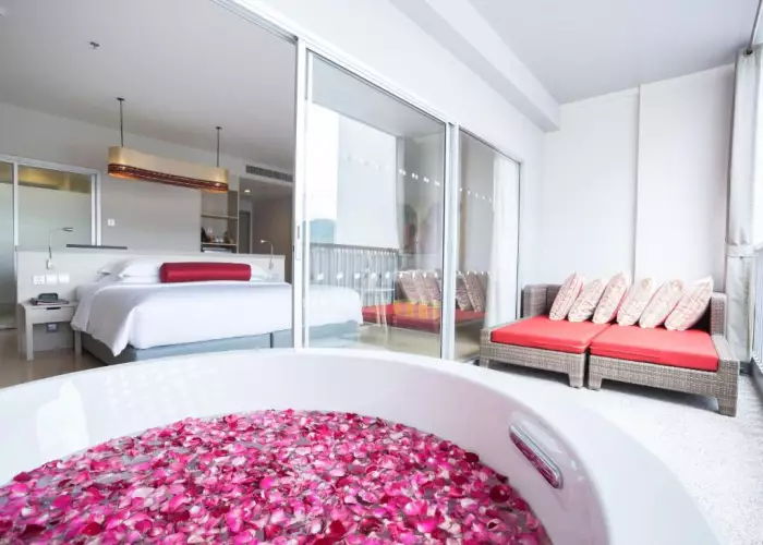 هتل رامادا بای ویندهام دیوانا پوکت